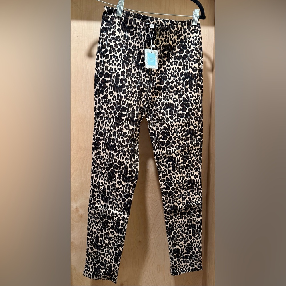 Hayden Animal Print Trousers Size Medium New with Tags 🏷️